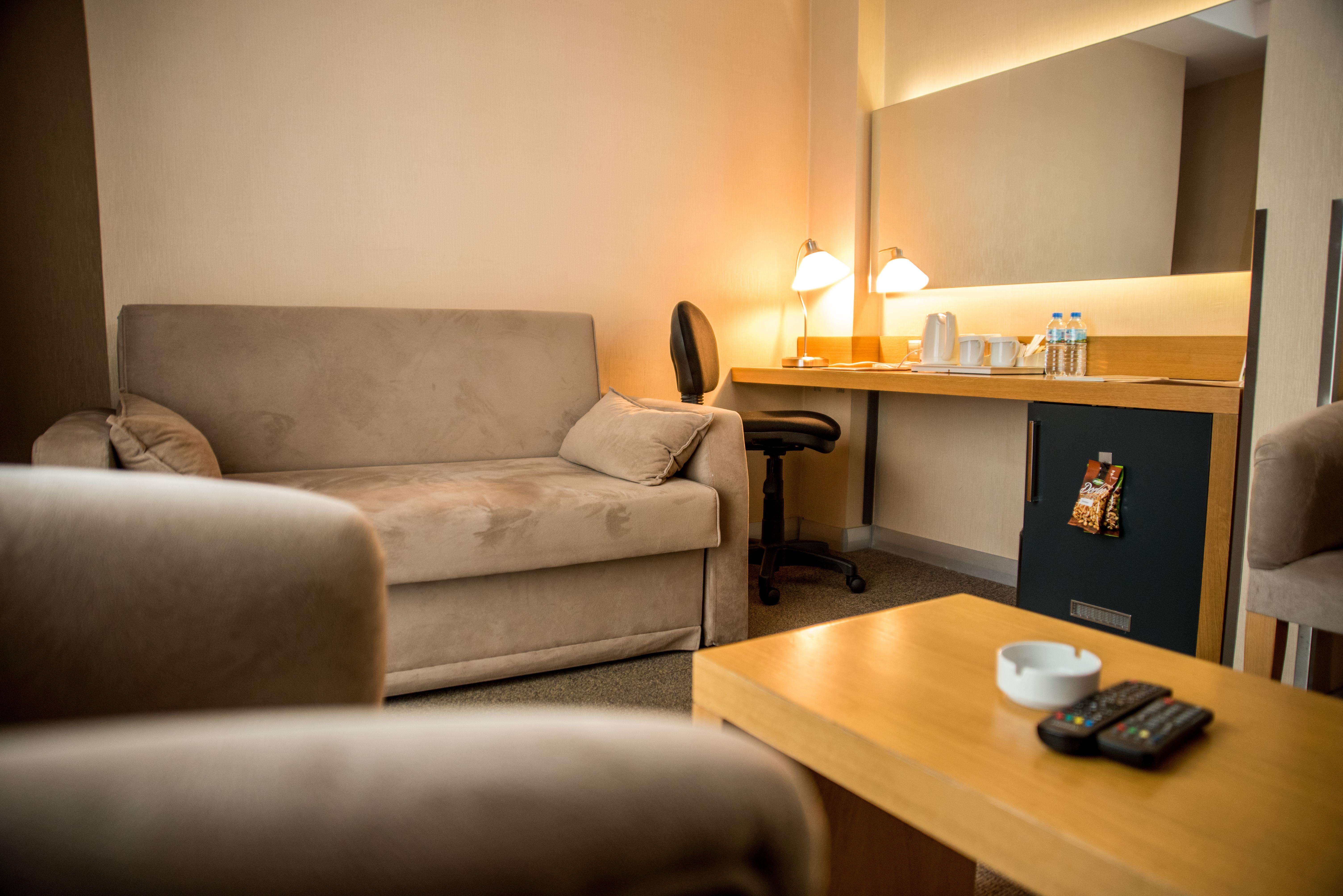 Efeler Hotel Aydin Buitenkant foto