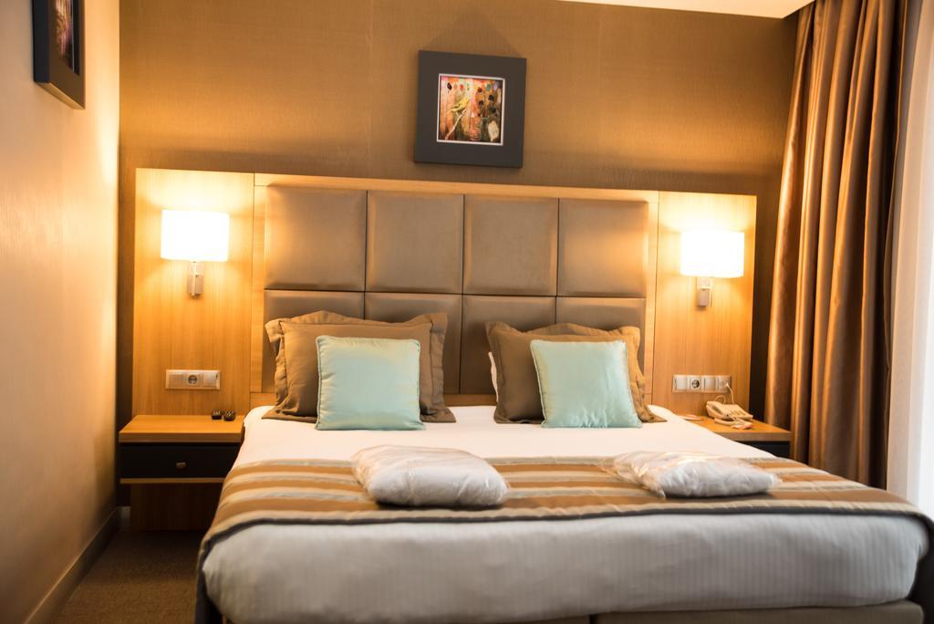 Efeler Hotel Aydin Buitenkant foto